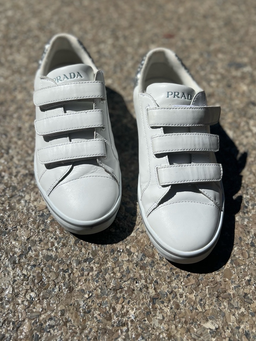 PRADA White Kids Leather Sneakers with Silver Glitter Heel - Picture 4 of 10